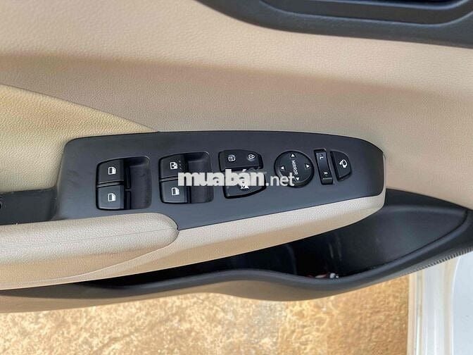 Hyundai Accent 2022 1.4 AT - 40000 km