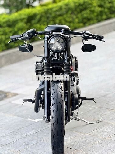 Mạnh Hà Motor bán Harley davidson 883 odo 8k bober