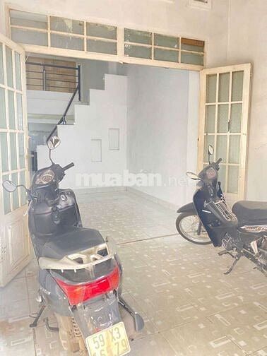 Cho thuê nhà nguyên căn có máy lạnh 2nvs