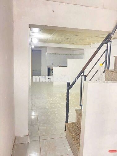 Cho thuê nhà nguyên căn có máy lạnh 2nvs