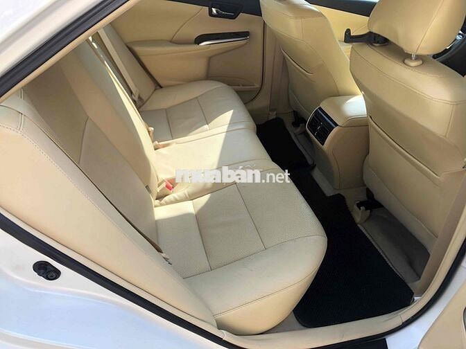 Toyota Camry 2018 2.0 E 70000 km