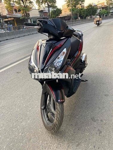 Honda Air Blade 125 êm chất đẹp như hình