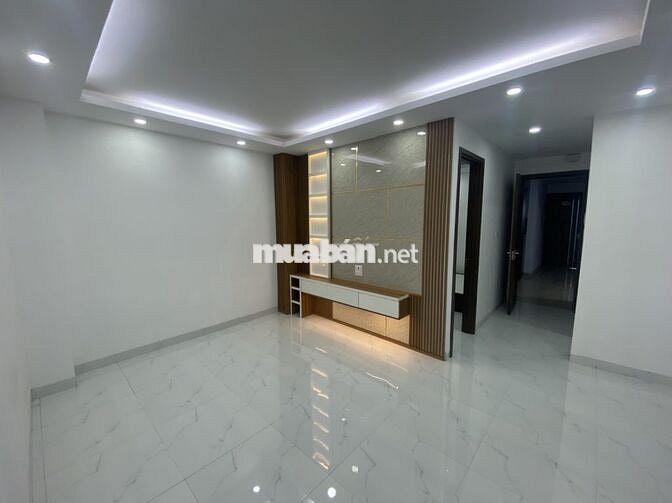 BÁN CHUNG CƯ K11 AN DƯƠNG VƯƠNG, PHÚ THƯỢNG, Ở NGAY, OTO ĐỖ CỬA