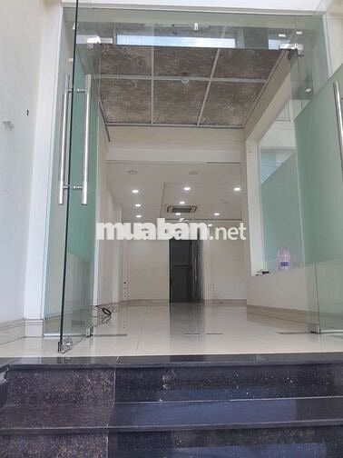 Cần cho thuê măt bằng rộng.trống suốt,mặ tiền thoang