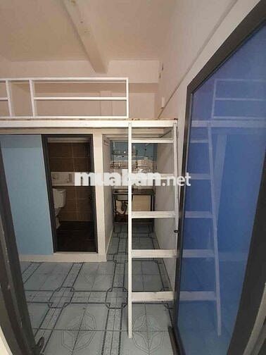 Phòng trọ 15m2 đường Trần Hữu Trang. P.10. Quận Phú Nhuận.