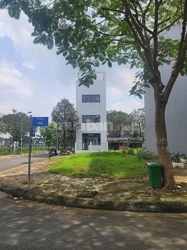 Sang nhượng gấp lô góc kinh doanh dự án Đông Tăng Long, Quận 9 (96m2)