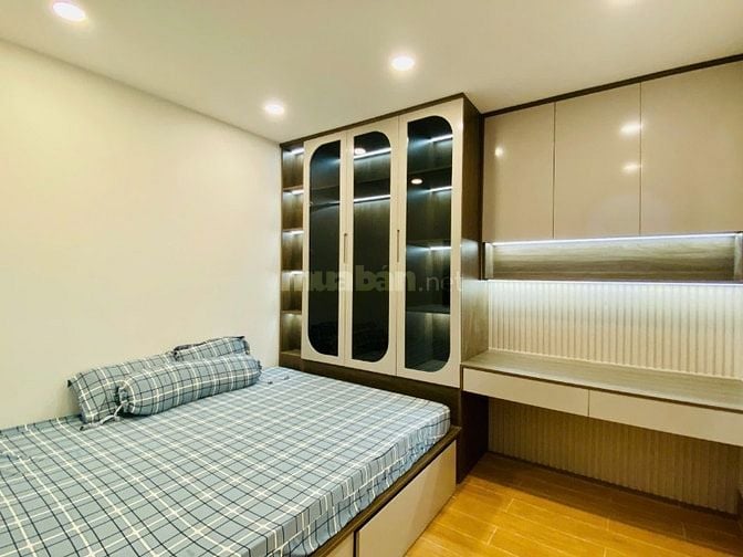 Nhà 5,2 x 8 đúc 1 trệt 1 lững 2 lầu hẻm 5m Dương Quảng hàm p6 gòvấp 