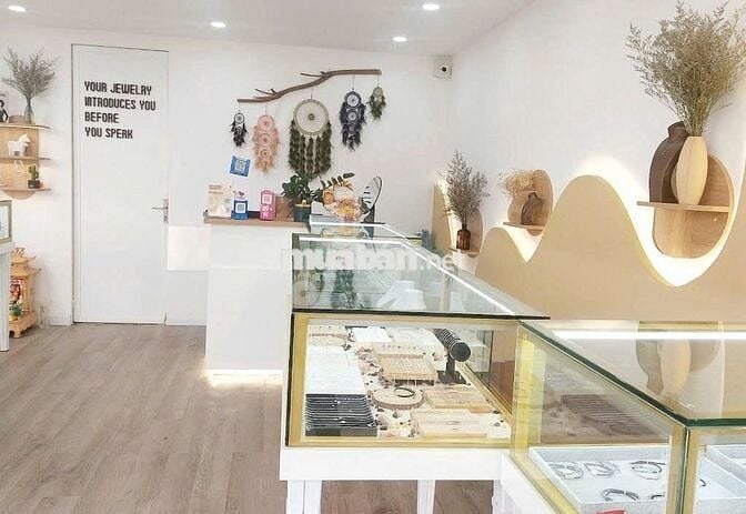 Góc 2 Mặt Tiền Phan Xích Long 50m2 Đường Hoa Sứ Đối Diện Copmart 23Tr