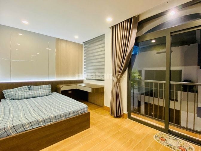 Nhà 5,2 x 8 đúc 1 trệt 1 lững 2 lầu hẻm 5m Dương Quảng hàm p6 gòvấp 