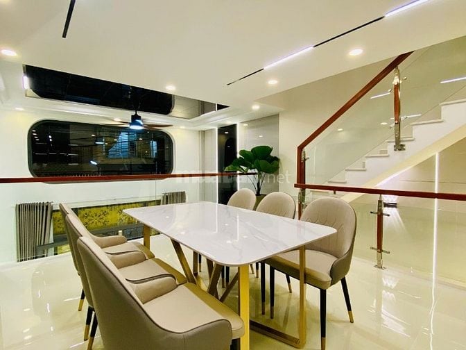 Nhà 5,2 x 8 đúc 1 trệt 1 lững 2 lầu hẻm 5m Dương Quảng hàm p6 gòvấp 