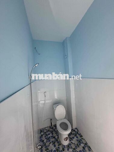 Nhà 2 tầng  110m2 ( 3 phòng Ngủ 2 Wc ). Số nhà Quận 2004