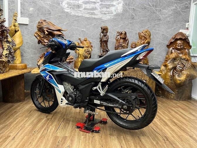 👉 Winner V1 2017 dàn áo sạch sẽ, máy móc êm ru