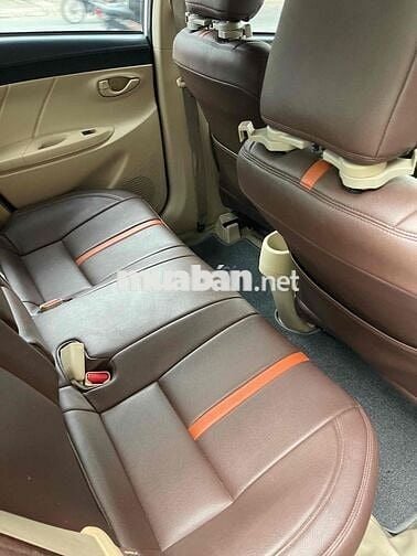 Toyota Vios màu Trắng 5 chỗ