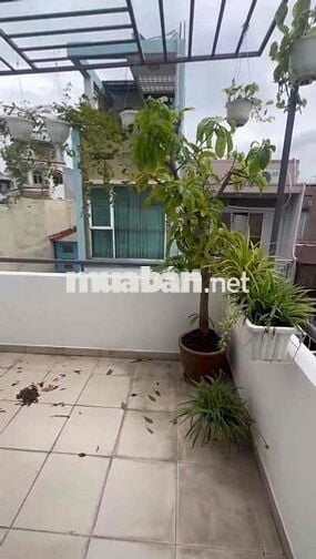 Nhà hẻm xe hơi 58,6m2, 3 phòng ngủ, Đường Nghĩa Hoà, Quận 10