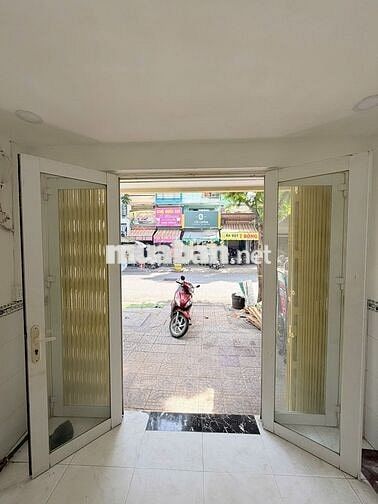 CHO THUÊ MẶT TIỀN QUẬN 3 VỪA KINH DOANH VỪA Ở