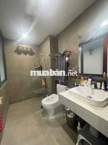 7 TẦNG THANG MÁY – MẶT TIỀN RỘNG – Ô TÔ ĐỖ CỬA – NHÀ DÂN TỰ XÂY CỰC CH