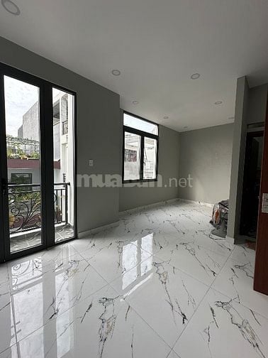 Nhà 5 Tầng ngay Tỉnh Lộ 10, ngang 7m, 5PN, Đường 7m, Giá 5,7 Tỷ.