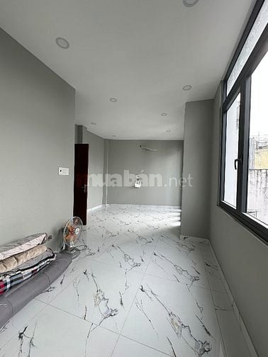 Nhà 5 Tầng ngay Tỉnh Lộ 10, ngang 7m, 5PN, Đường 7m, Giá 5,7 Tỷ.