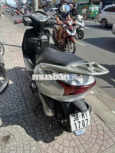 Lead Fi 2010, máy siêu ngon, dán full keo.cavet dd