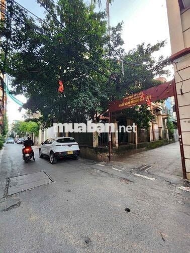 SIÊU PHẨM PHỐ TỨ LIÊN - Ô TÔ ĐỖ CỬA - NGÕ THÔNG - PHÂN LÔ DÂN TRÍ CAO