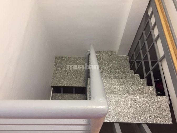 Bán nhà riêng tại Điện Biên Phủ, Q. Bình Thạnh.Cách MT chỉ 5 căn. 3.9T