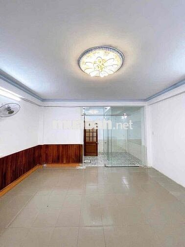 Nhà Ngô Quyền View Đối Diện Hoa Viên