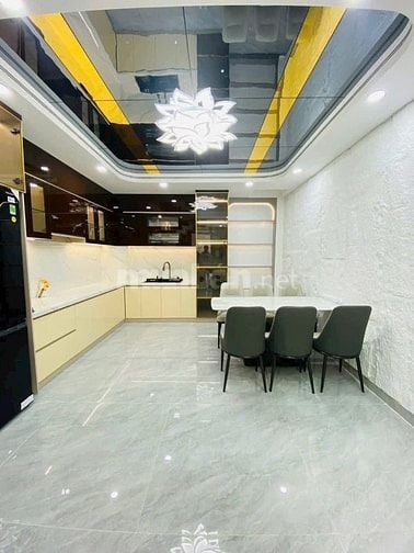 Bán nhà đẹp Huỳnh Lan Khanh, Tân Bình. Kế Bệnh viện Tâm Anh - 4,570 tỷ