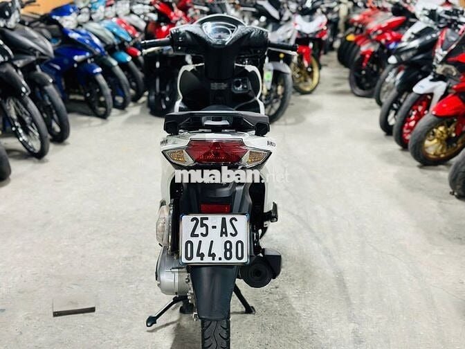 XE MÁYTHANHTÙNG_VISION 110FI TRẮNG ĐỘ BẢN ĐẶC BIỆT