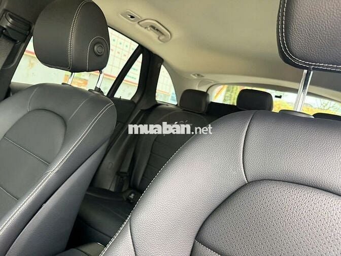 Mercedes-Benz GLC 200 2022 Đen 20000 km