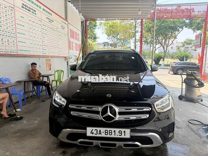 Mercedes-Benz GLC 200 2022 Đen 20000 km