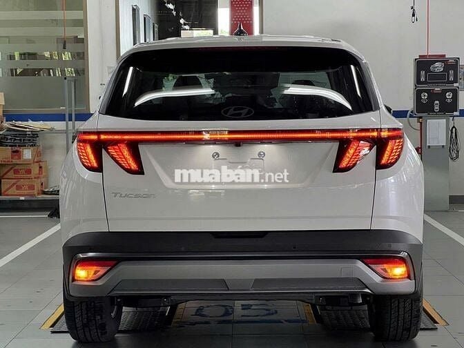 Hyundai Tucson 2025 Trắng 5 chỗ