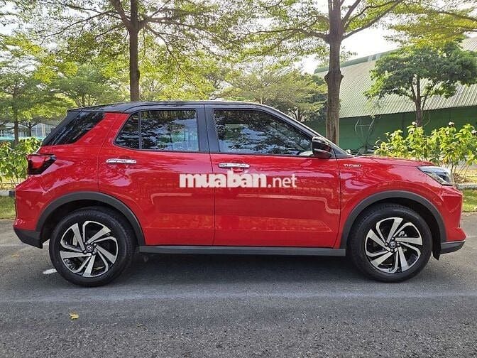 🔥 Toyota Raize 2023 - Lướt 9.000km như xe mới 🔥