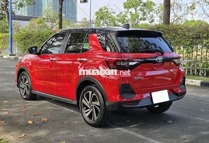 🔥 Toyota Raize 2023 - Lướt 9.000km như xe mới 🔥