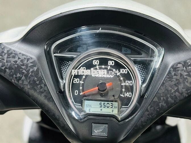 XE MÁYTHANHTÙNG_VISION 110FI TRẮNG ĐỘ BẢN ĐẶC BIỆT