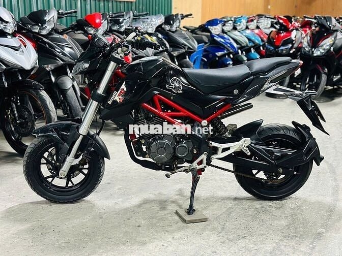 XE MÁYTHANH TÙNG_TNT 125 ĐEN CÔN TAY MÁY ĐỨNG