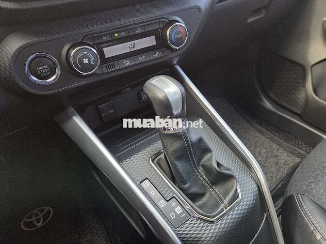 🔥 Toyota Raize 2023 - Lướt 9.000km như xe mới 🔥