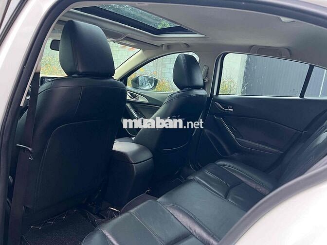 Mazda 3 2018 1.5 AT Sedan - 85000 km