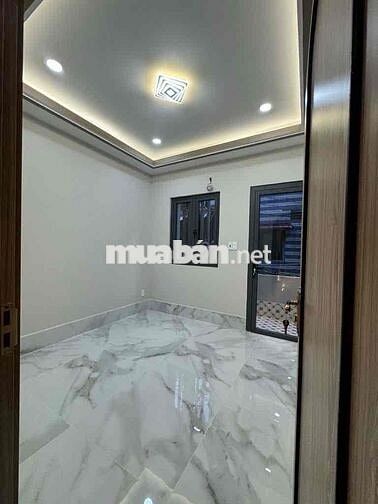 VÕ TRƯỜNG TOẢN SÁT BÊN HỒNG BÀNG TÂN THÀNH QUẬN 5 - NHÀ ĐẸP Ở NGAY .