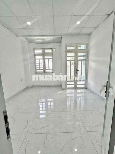 Nhà Mới 4x9m 1Lầu Đúc (2PN 2WC) Hẻm 5m Cụt. Hương Lộ 2 Thông LVQ