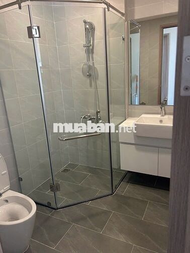 Cho thuê lại 1 phòng ngủ thường trong căn cc cao cấp 2N2VS Smart City