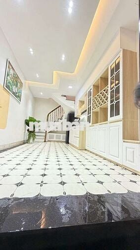 Nhà riêng, sổ đẹp Tôn Đức Thắng, full nội thất ở luôn đón Tết