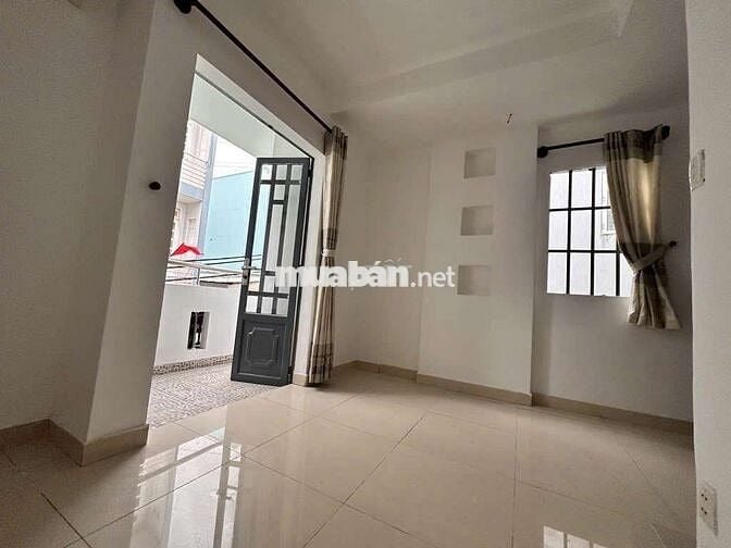 Bán gấp nhà HXH Huỳnh Tấn Phát, Quận 7, 5x20, 4 tầng, giá 9,x tỷ