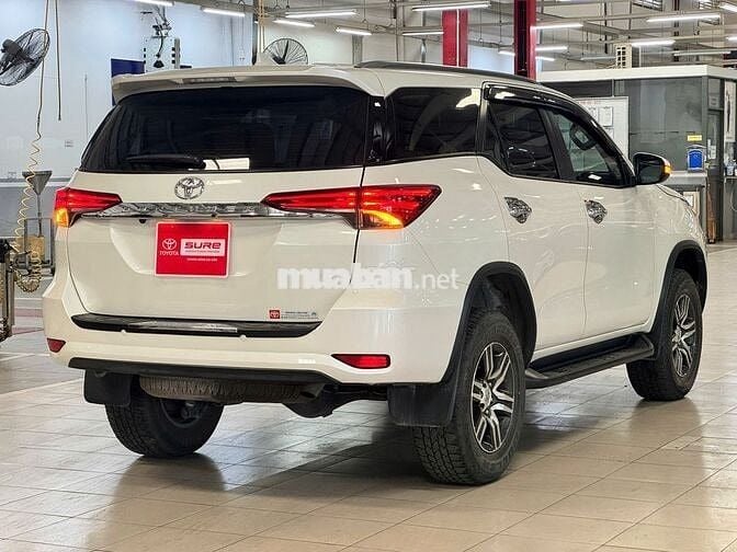 Toyota Fortuner 2018 2.4G 4x2 AT - 48775 km