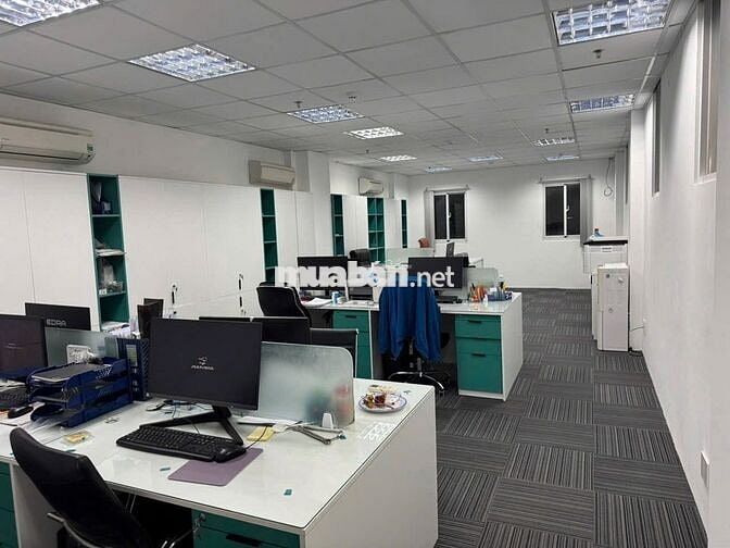 Cần tiền bán gấp nhà mặt tiền Đường Cộng Hoà