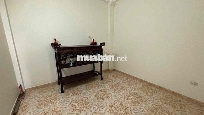 Cho thuê nhà 3PN ngõ 390 Nguyễn Văn Cừ chính chủ
