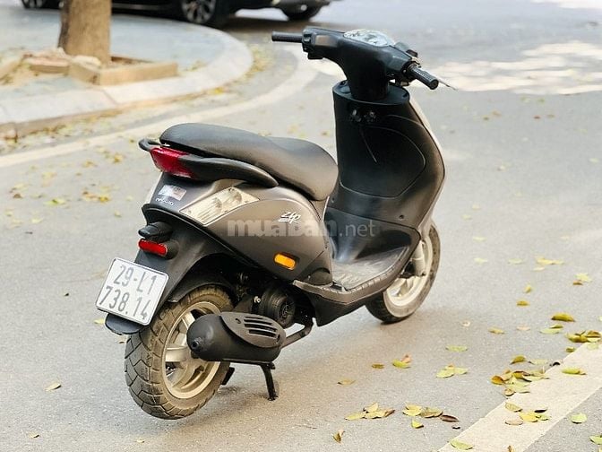 PIAGGIO ZIP 100cc MÀU GHI XÁM ĐỜI CAO 2023