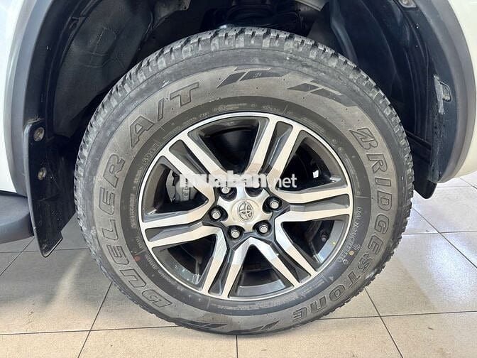 Toyota Fortuner 2018 2.4G 4x2 AT - 48775 km