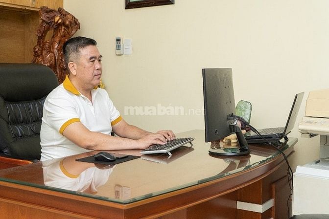 Nhân viên kế toán thành thạo hạch toán kế toán doanh nghiệp