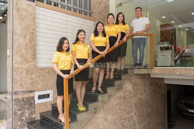 Nhân viên kế toán thành thạo hạch toán kế toán doanh nghiệp