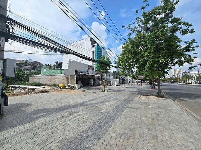 Bán Đất 200m² Lương Định Của, An Phú, Hướng Đông Nam, Giá 90 Tỷ